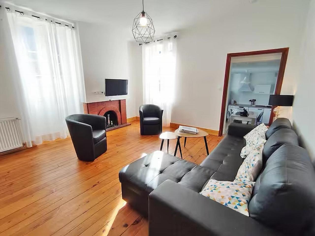 L'Alexiane, Centre Luchon, Parking Gratuit, Wifi Apartamento Bagnères-de-Luchon Exterior foto