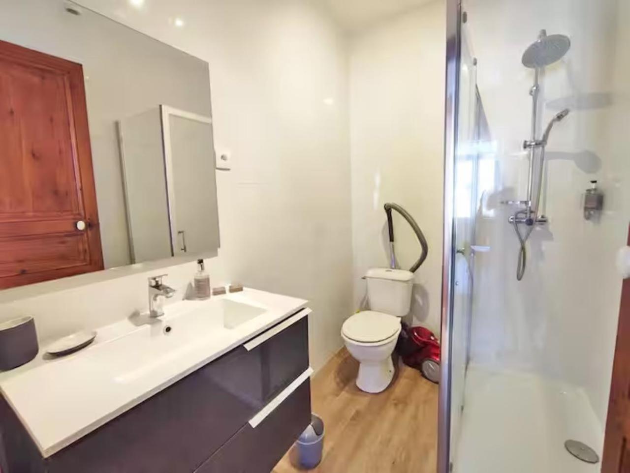 L'Alexiane, Centre Luchon, Parking Gratuit, Wifi Apartamento Bagnères-de-Luchon Exterior foto