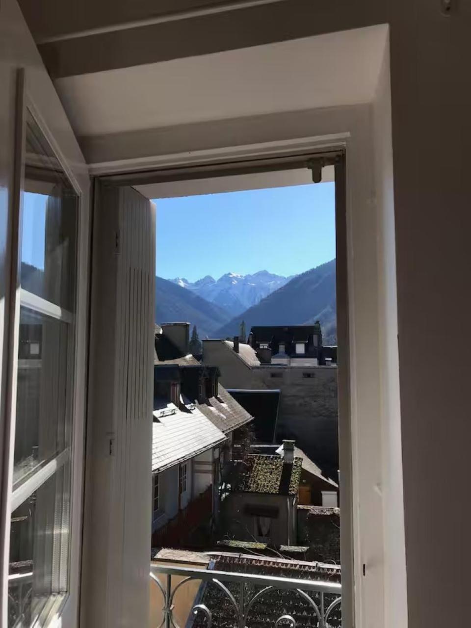 L'Alexiane, Centre Luchon, Parking Gratuit, Wifi Apartamento Bagnères-de-Luchon Exterior foto